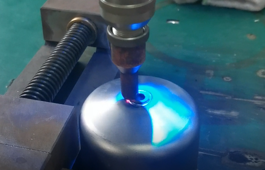 電機(jī)罩連續(xù)光纖激光焊