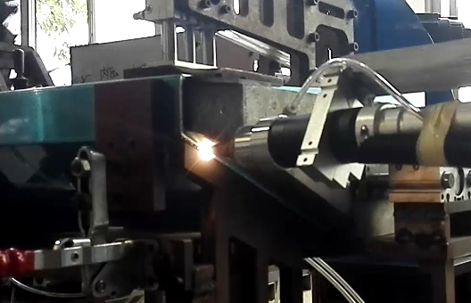 光纖傳輸激光焊接機(jī)