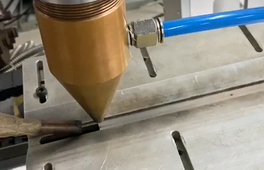 激光復(fù)合焊接機(jī)