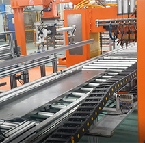 自動(dòng)化門板加強(qiáng)筋焊接生產(chǎn)線