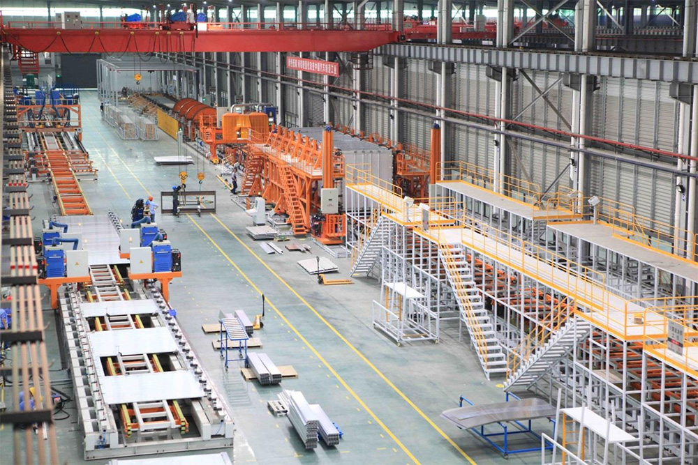 1616725321735636.jpg 1000鋁合金車廂生產(chǎn)線案例現(xiàn)場1.jpg